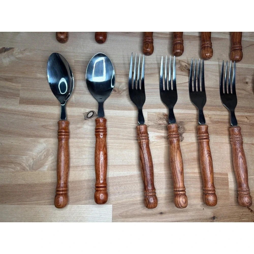 Vintage 20pc Stainless Taiwan Flatware Set Faux Wood Grain Handles Brown Rustic